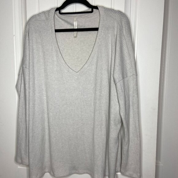 Babaton V Neck Sweater - Picture 1 of 2